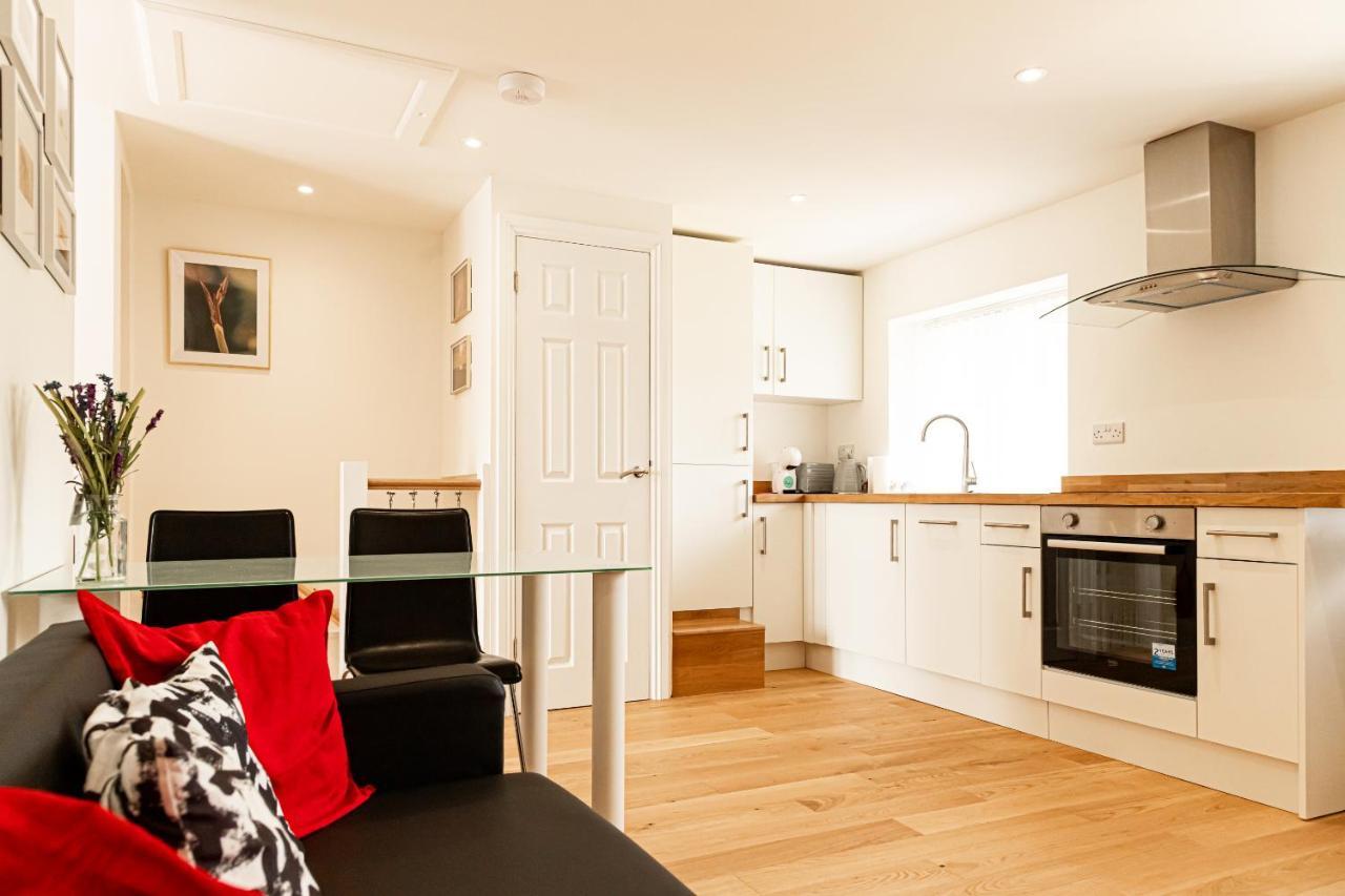 Amethyst Apartment Oxford Bagian luar foto